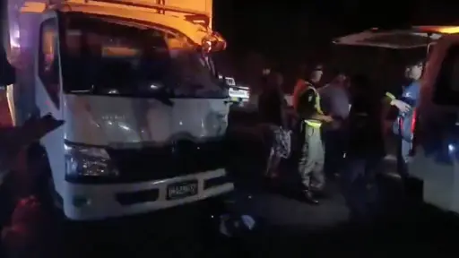 Seis vehículos colisionaron en el kilómetro 48 de la autopista Palín-Escuintla. ,Provial