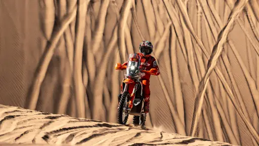 Francisco Arredondo supera la novena etapa del Dakar 2026