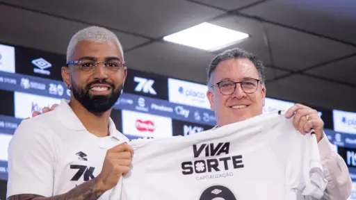 Gabriel Barbosa 'Gabigol' en su presentación con Santos FC -- Santos FC