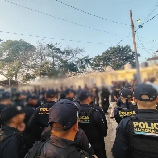 La PNC y el Ministerio Público realizan diligencias en la cárcel Renovación 1. ,Ministerio Público