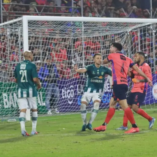 Alexander Robinson es sancionado por el Órgano Disciplinario de Liga Nacional 