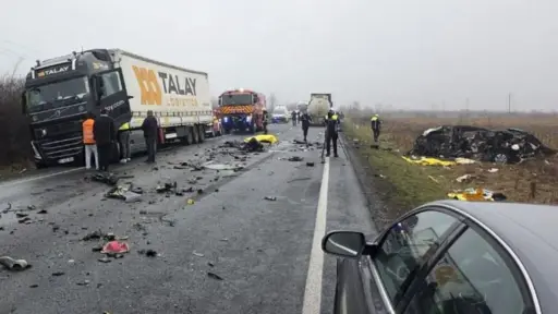 Mueren siete aficionados del PAOK en un accidente de tráfico - RR.SS.