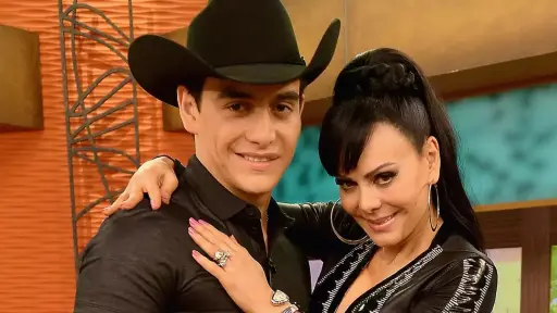 Julián Figueroa ,Redes sociales