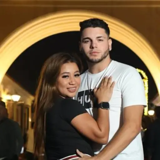 Esme La Chapina ,Instagram