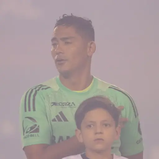 Fredy Pérez fue la gran figura de Comunicaciones en el clásico nacional 