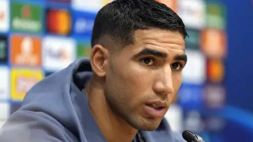 La justicia francesa envía a juicio al jugador del PSG Achraf Hakimi - EFE