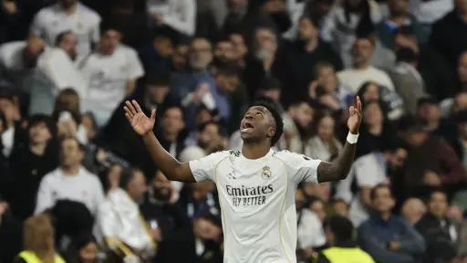 Vinícius clasifica al Real Madrid