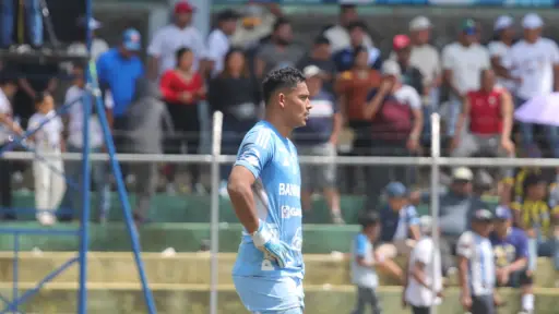 Fredy Pérez, portero de Comunicaciones 