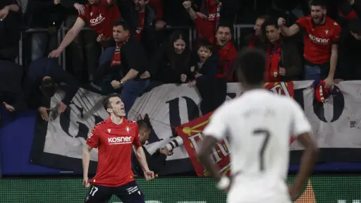 Celebración del Osasuna ante el Real Madrid en El Sadar - EFE