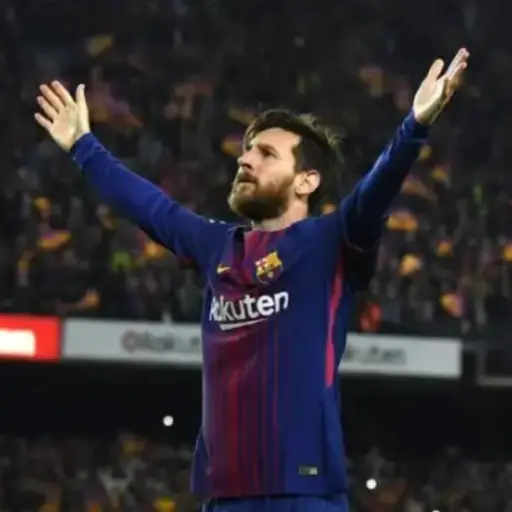 Víctor Font quiere nombrar a Messi presidente de honor