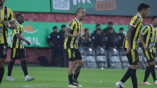 Pablo Mingorance, jugador de Aurora FC - Alex Meoño