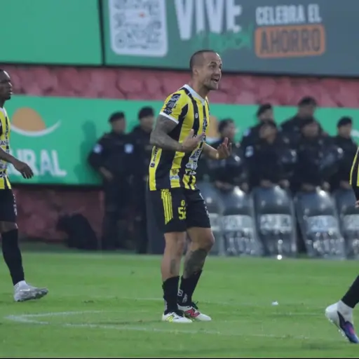 Pablo Mingorance, jugador de Aurora FC - Alex Meoño