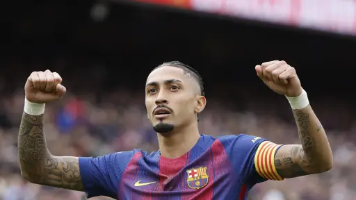 Celebración de Raphinha ante el Sevilla - EFE