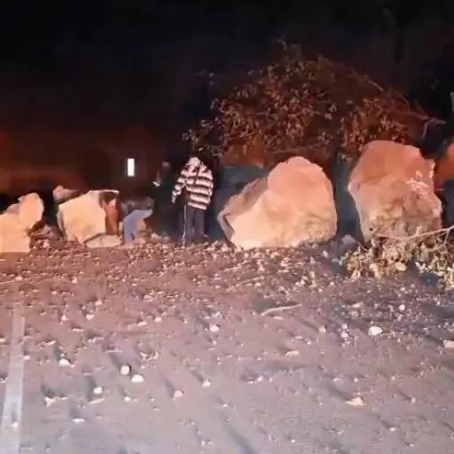 Derrumbe en ruta de Santa María de Jesús hacia Palín, Escuintla. ,Juan Carlos Chanta/EU