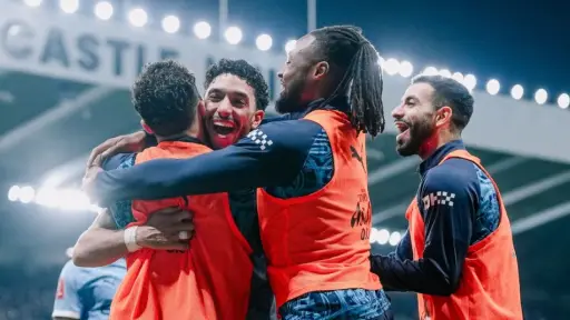 Manchester City avanza en la FA Cup 