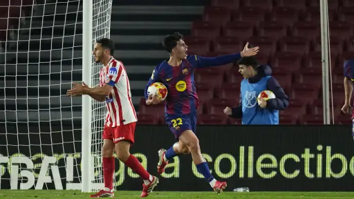 Celebración del Marc Bernal ante el Atlético de Madrid - EFE