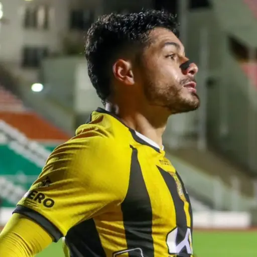 Darwin Lom con The Strongest de Bolivia 