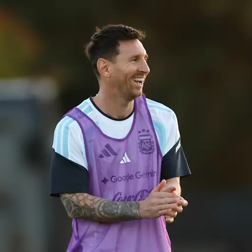Lionel Messi se entrena con argentina para el duelo ante Mauritania 