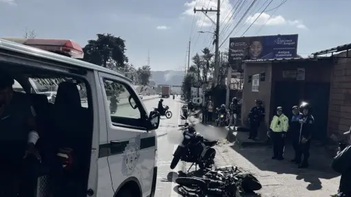 El accidente ocurrió en el sentido hacia el occidente, destacaron los Bomberos Municipales Departamentales. ,Bomberos Municipales Departamentales. 