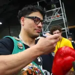 Aficionado se tatúa la firma de Lester Martínez - RR.SS.