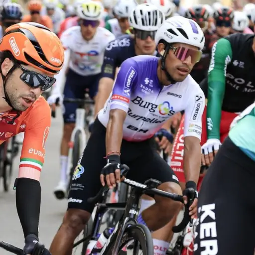 Sergio Chumil durante la Clàssica Terres de lEbre 2026 - Burgos BH