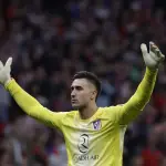 El argentino Juan Musso, en once ideal de la Liga de Campeones que lidera Michael Olise