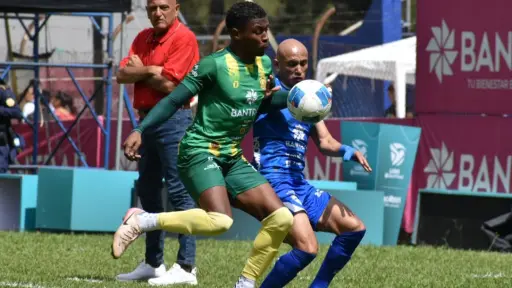 Cobán Imperial y Guastatoya jugaron esta tarde en el estadio José Ángel Rossi 