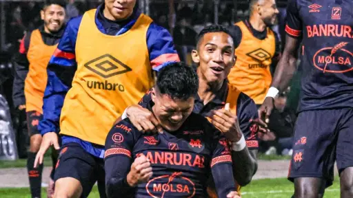 Municipal gana en San Marcos y es el equipo más regular de la temporada 2025-2026