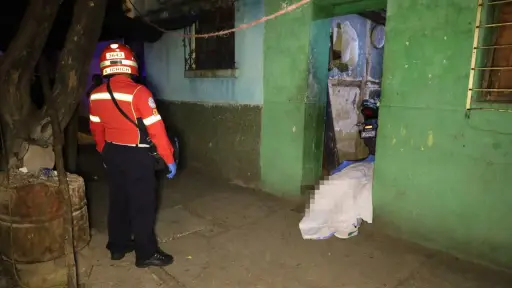 . ,Bomberos Municipales