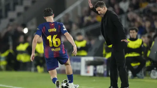 Diego Simeone durante el duelo ante Barcelona 