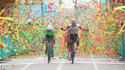 César Guavita triunfa en segunda etapa de la Vuelta Bantrab 2026 