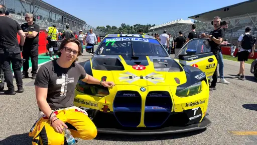 El piloto guatemalteco Ian Rodríguez logra podio en el Campeonato Italiano GT Sprint GT3 en Imola - Corrtesía