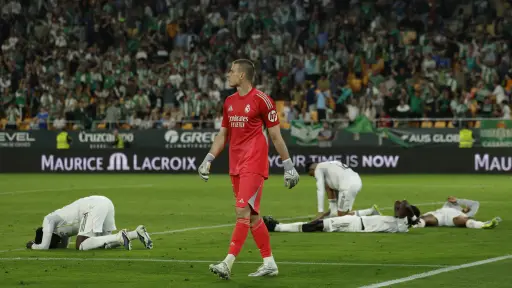 Real Madrid iguala con Betis y La Liga se le escapa 