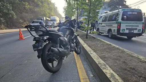Bomberos Municipales Departamentales reportaron que uno de los accidentes ocurrió en la ruta Interamericana. ,Bomberos Municipales Departamentales. 