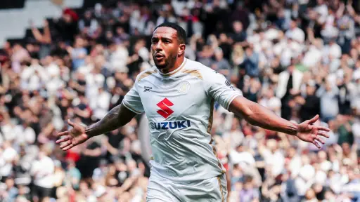 Nathaniel Méndez-Laing anotó en el ascenso del MK Dons a la League One - MK Dons