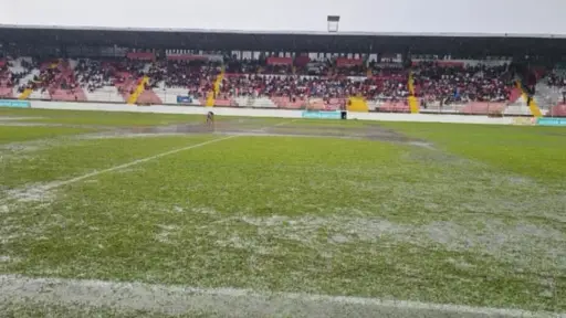 Así se veía el estadio Israel Barrios tras la fuerte lluvia de este día 
