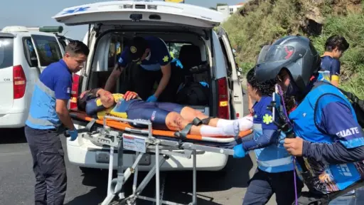 Ciclista afectado en accidente en Vuelta Bantrab 2026