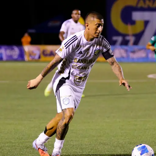 Stheven Robles, capitán de Comunicaciones - Comunicaciones FC