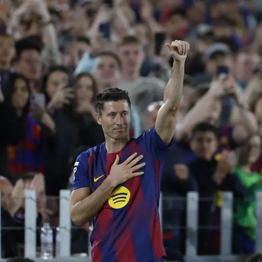 Robert Lewandowski al momento de despedirse del Camp Nou 