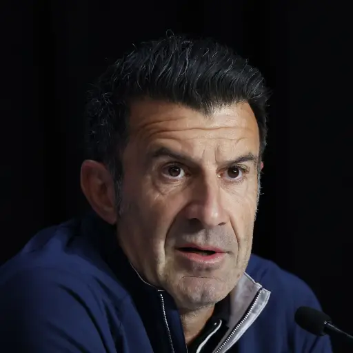 Luis Figo, exjugador del Real Madrid y Barcelona, también se refirió al clásico del domingo 