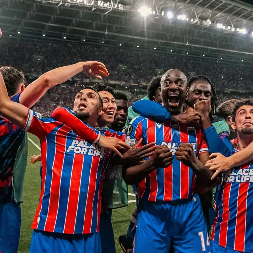 Celebración del Crystal Palace en la final de la UEFA Conference League - CPFC