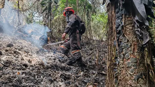 El Ejército de Guatemala trabajó por varias horas en la aldea Gracias a Dios. ,Ejército de Guatemala.