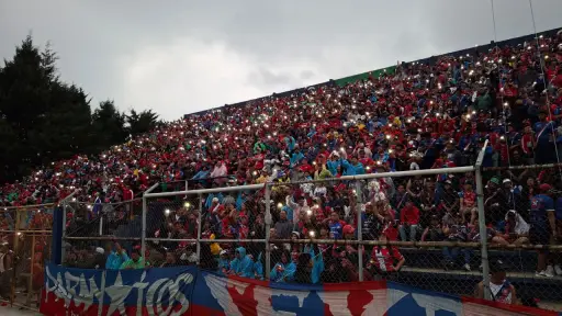 Afición de Xelajú MC en la final de vuelta del Clausura 2026 - Alex Meoño