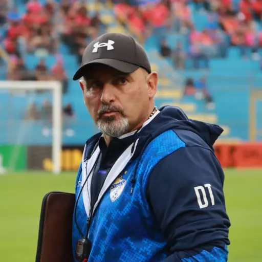 Martín \