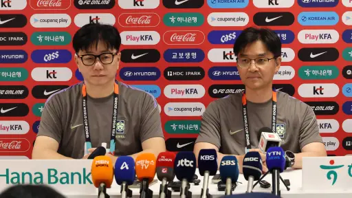 Delegación de Corea del Sur está peleando con la prensa de su país 