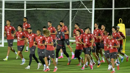 Jugadores de la selección de Túnez participan en un entrenamiento previo al primer partido del Mundial 2026, en Monterrey, México. ,EFE