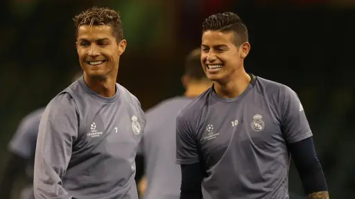 Cristiano Ronaldo y James Rodríguez, cuando jugaban en el Real Madrid ,FIFA