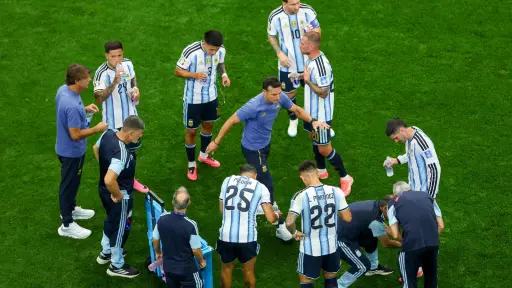 Infantino aseguró que las pausas de hidratación son son iguales para todos ,EFE