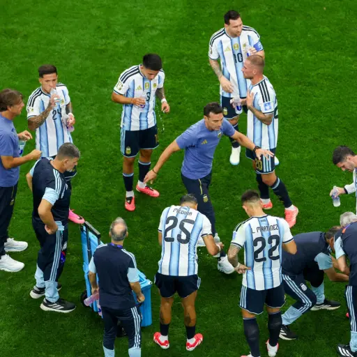 Infantino aseguró que las pausas de hidratación son son iguales para todos ,EFE