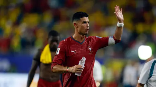 El misterio de las mangas largas de Cristiano Ronaldo con Portugal ,EFE